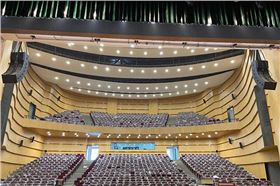 要問哪家專業(yè)舞臺(tái)音響比較好?學(xué)校晚會(huì)都選擇它!