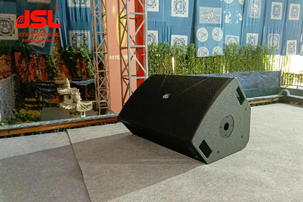 舞臺音響系統常見故障及修理方法