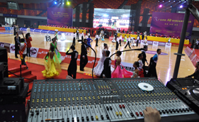 爵士龍案例-花都風神體育館